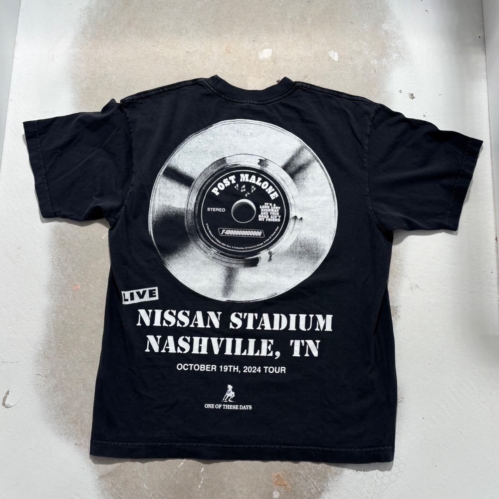 Post Malone One Of These Days F-1 Trillion 2024 Tour Nashville T-Shirt Mens M